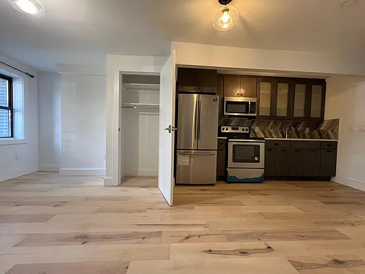 Rented by Yup Realty LLC | media 4