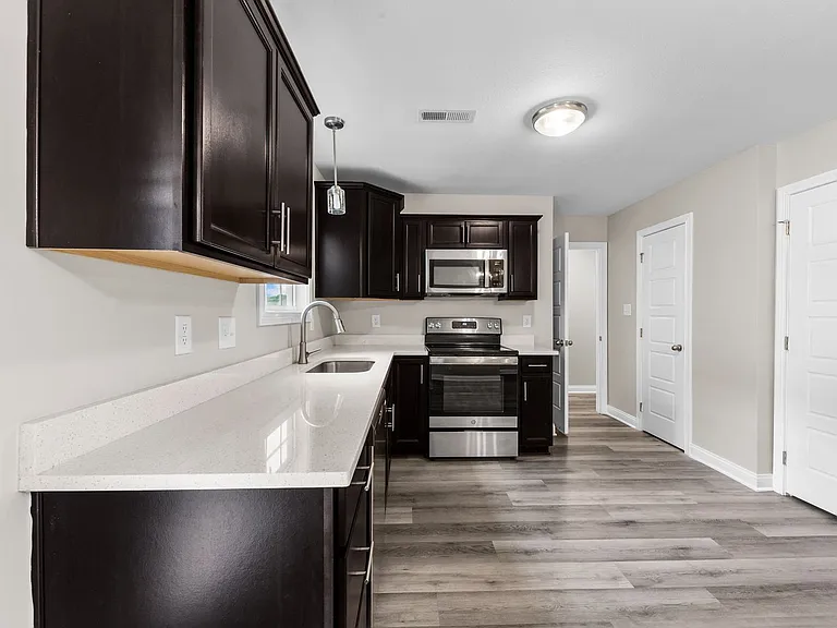 840 Lillian Grace Dr — Photo 10