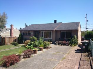 9402 34th Ave SW, Seattle, WA 98126