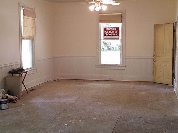 Lg Open Living Rm Dining Rm