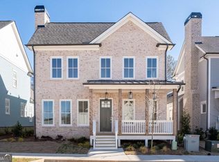 1029 Crossroad Trl, Alpharetta, GA 30004