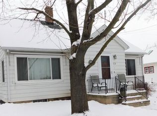 114 S Wilson St, Fredonia, WI 53021