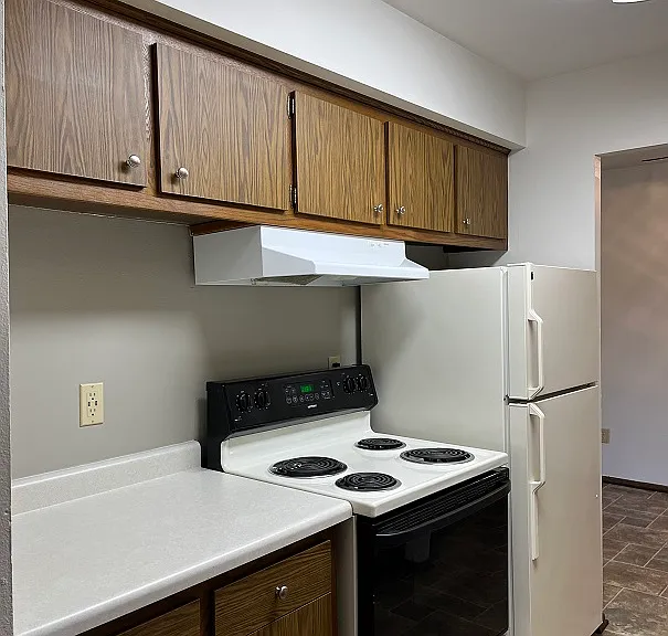 Village Garden Apartments — Photo 4