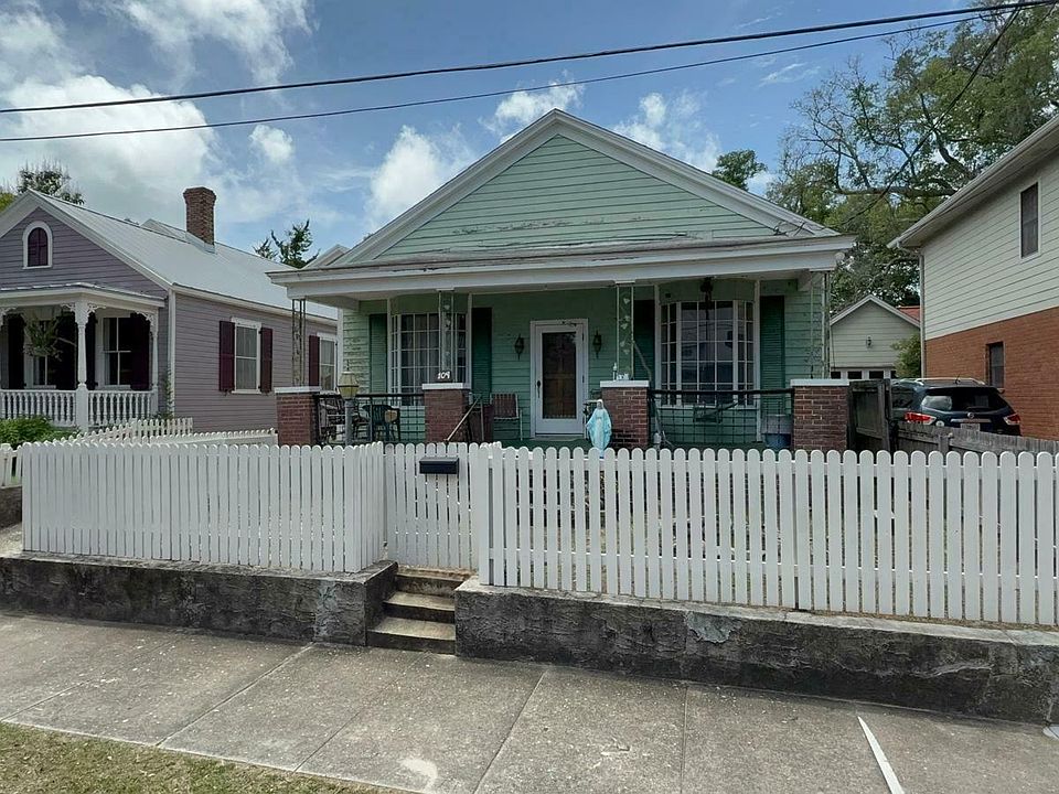 1st image of 109 S Florida Blanca St