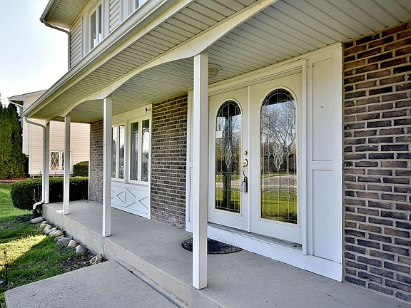 4th image of 110 S Garden Ave