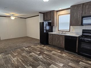 248 Magnolia #248, Belleville, MI 48111