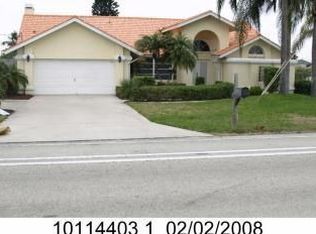 4902 Skyline Blvd, Cape Coral, FL 33914