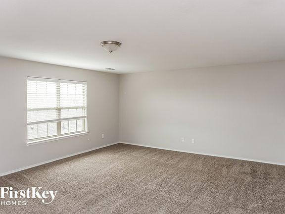 2nd image of 133 Cantle St