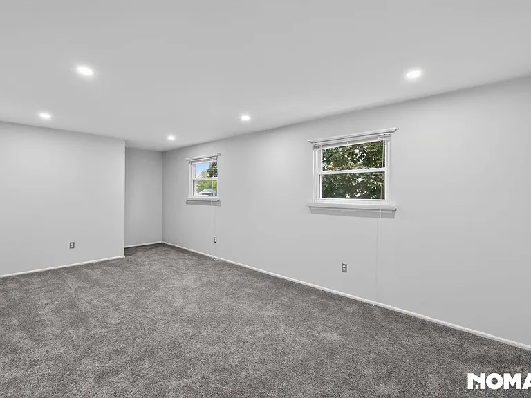 516 Corinthian Ave #B — Photo 8