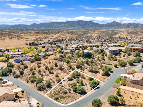1424 N RUSTLERS ROOST -- #105, Dewey, AZ 86327