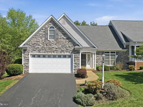 42 Hunters Trl, Waynesboro, VA 22980
