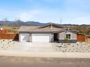 4216 Acadia Pl, Redding, CA 96001