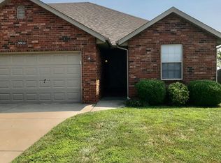 5512 N 13th Ave, Ozark, MO 65721