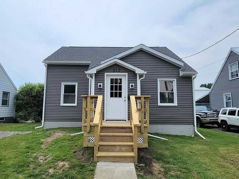 1st image of 512 Harcourt Dr