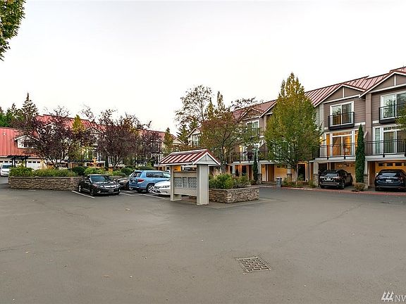 3rd image of 12721 SE 41st Pl Unit 319