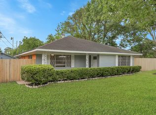 206 Powell St, Willis, TX 77378
