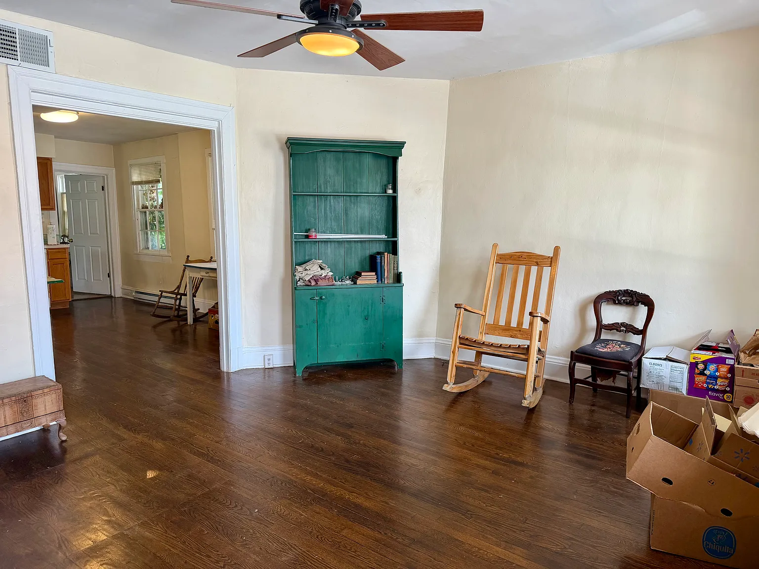 2 bed, 1500 sqft, $1,615 — Photo 3