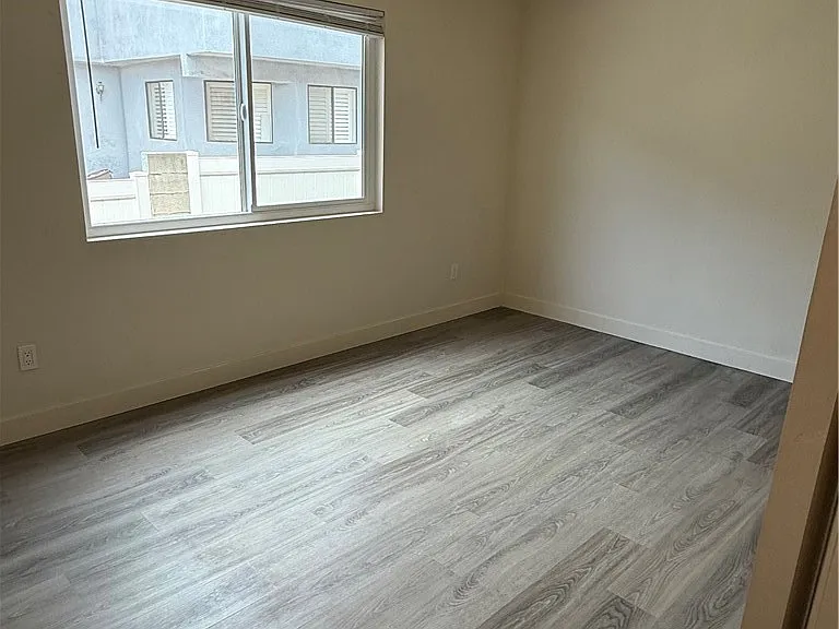 2210 Clark Ln #2 — Photo 5