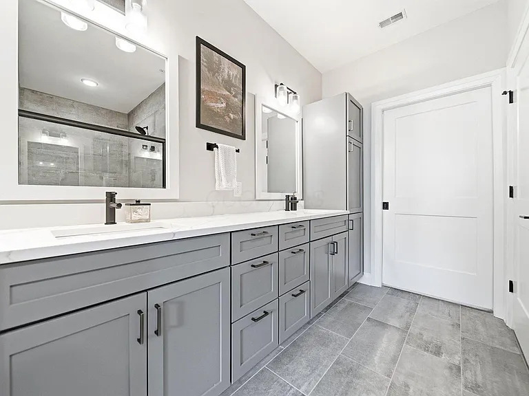 751 N 6th St #205 — Photo 18