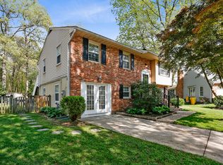 409 Hucknall Ct, Severna Park, MD