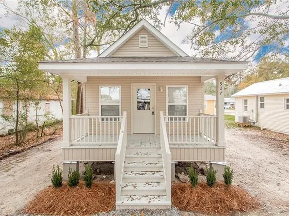 927 W 33rd Ave, Covington, LA 70433