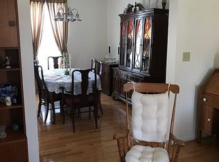 745 Parkway Dr, Littlestown, PA 17340