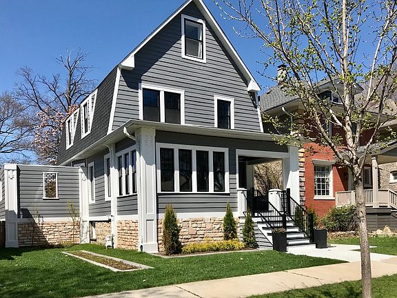 2nd image of 729 S Lombard Ave