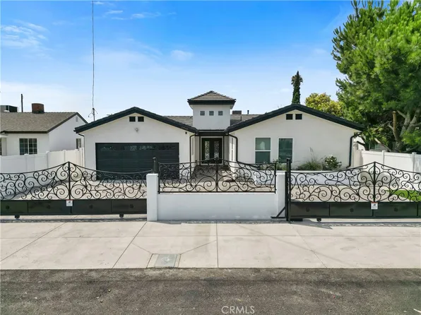 13840 Valerio St, Van Nuys, CA 91405