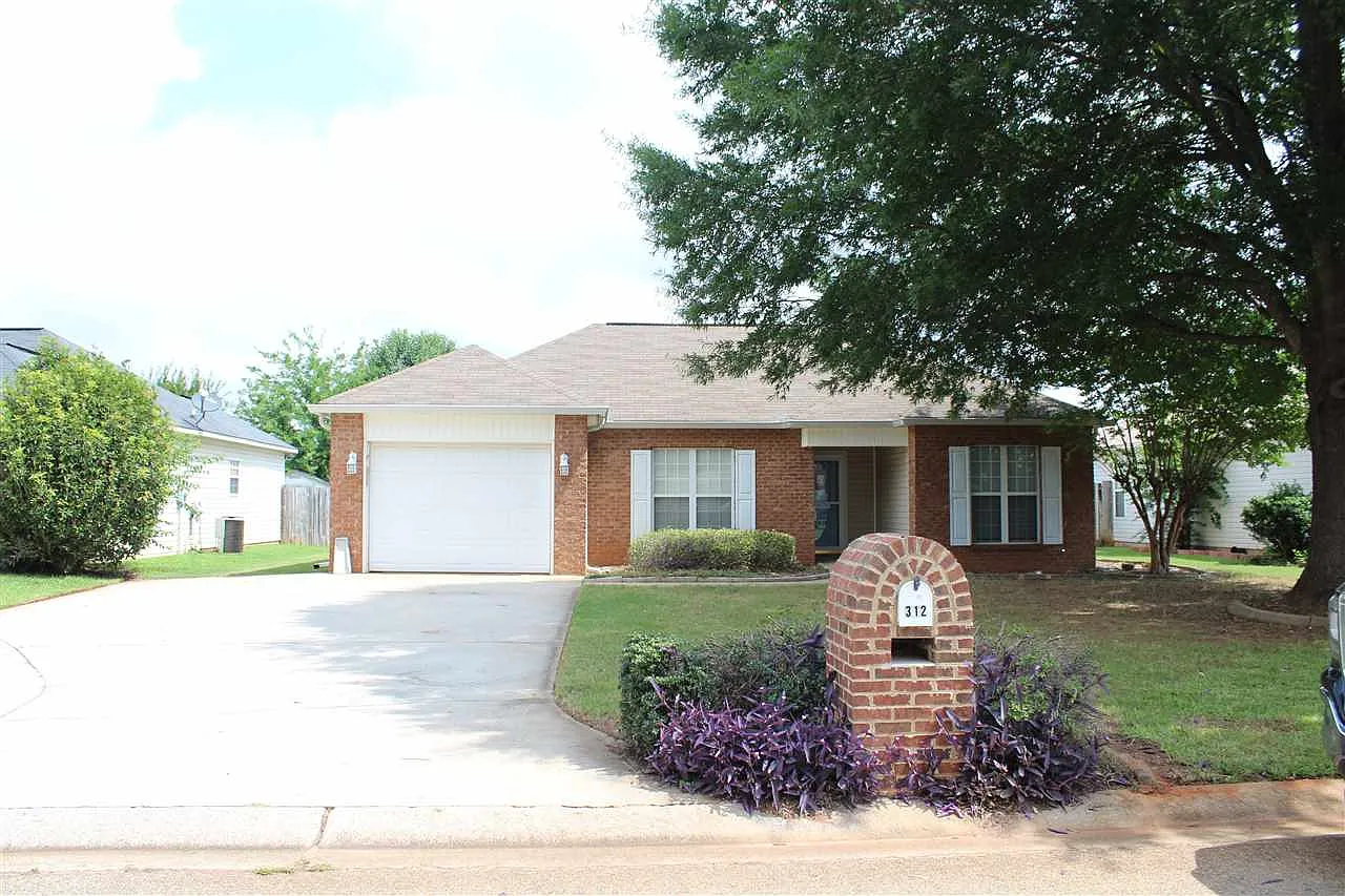 312 Tyson Glen Dr photo 1