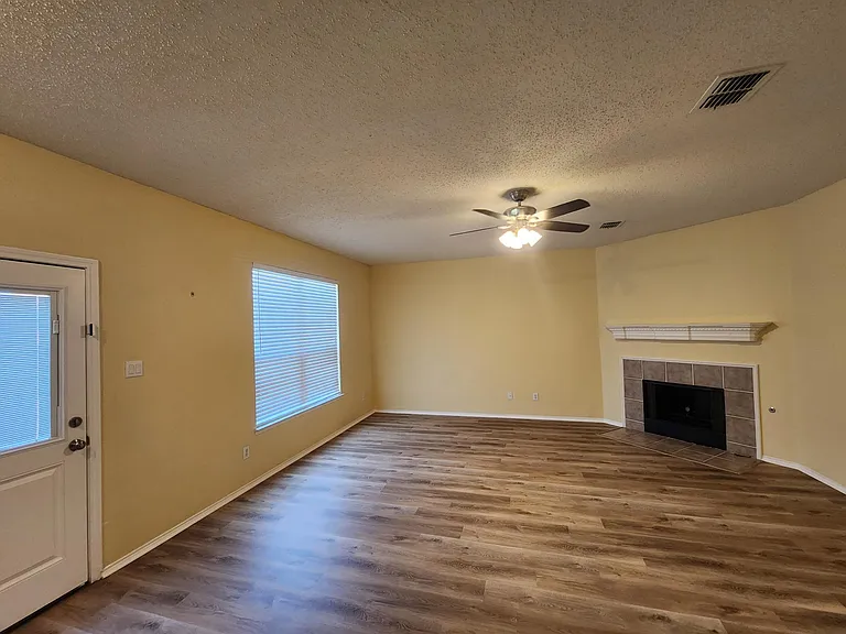 1507 Timber Ridge Dr — Photo 13