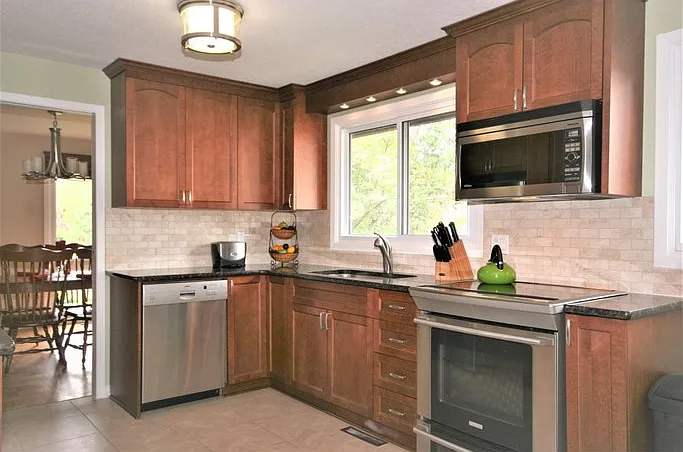 130 Withrow Ave #1A — Photo 2