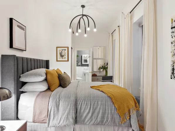 210 West 21st Street image 1 of 6