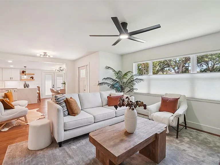 3123 W La Salle St — Photo 14