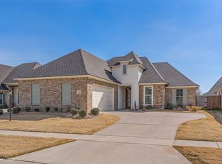 5126 Tensas Dr, Bossier City, LA 71111