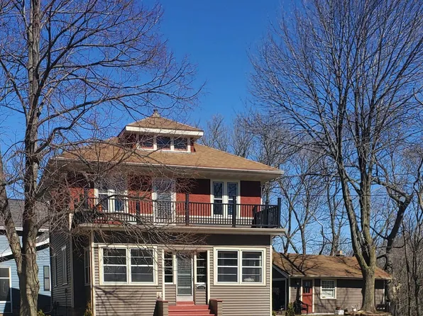 1104 E Pacific St, Appleton, WI 54911