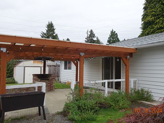 3rd image of 2419 137th Ave SE