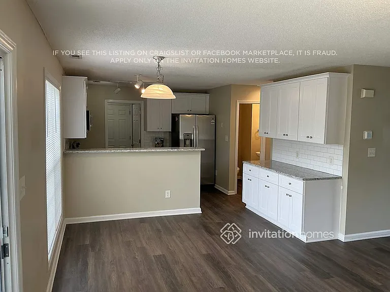 5808 Thistlerock Ln — Photo 5