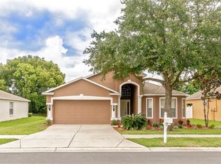 7811 Merchantville Cir, Zephyrhills, FL 33540