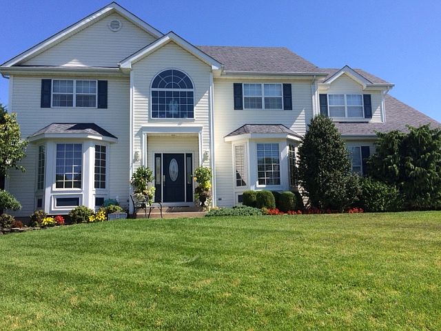 1st image of 15 Pleasant View Ct