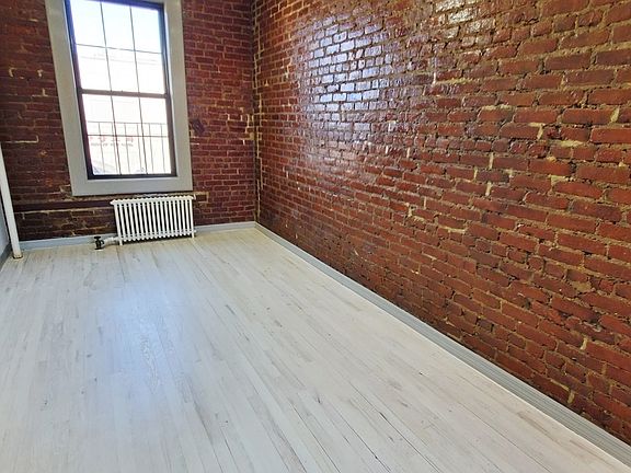 4th image of 32-64 41st St #2GG