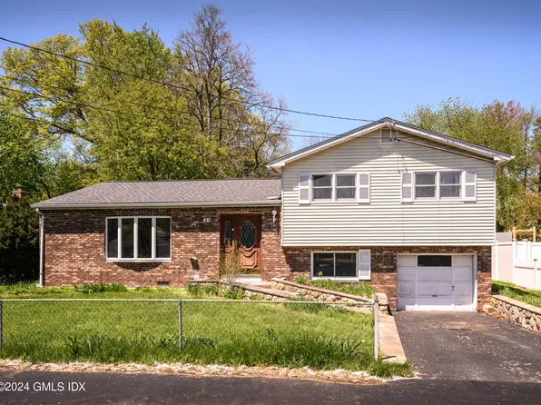 37 Mary Ln, Riverside, CT 06878