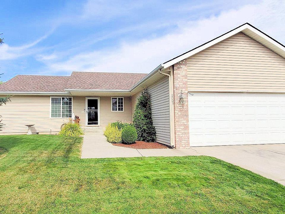 1st image of 9003 N Torrey Ln
