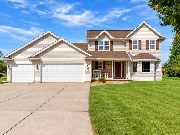 N2314 Cornhusk Dr, Greenville, WI 54942