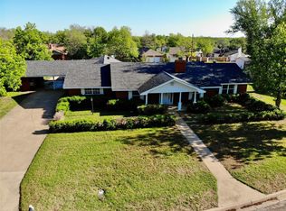 1502 Cypress St, Breckenridge, TX 76424