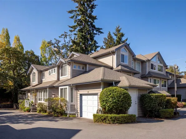 4619 Elk Lake Dr #13, Saanich, BC V8Z 5M2
