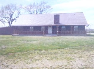 2460 State Highway 39, Aurora, MO 65605