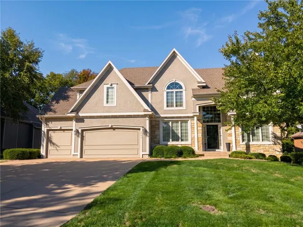 2804 W 145th St, Leawood, KS 66224