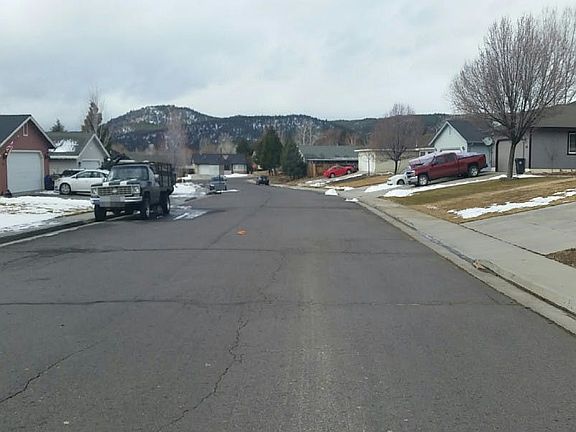 5th image of 945 Shadow Mountain Dr