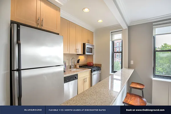 Rented by The Blueground | media 6