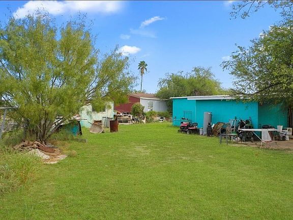 3rd image of 1870 Gladiola Ln